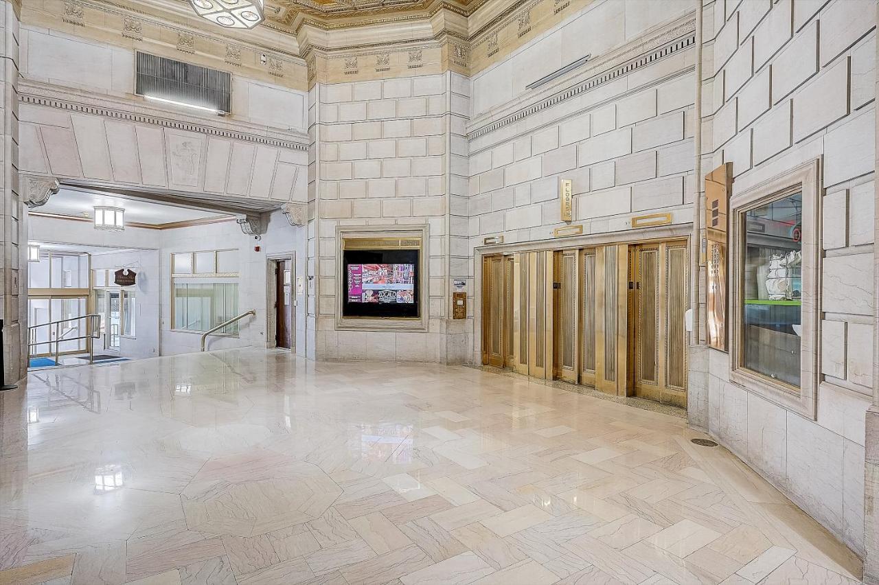 Frontdesk Lofts At 629 Euclid Downtown Cleveland Apartment Екстериор снимка